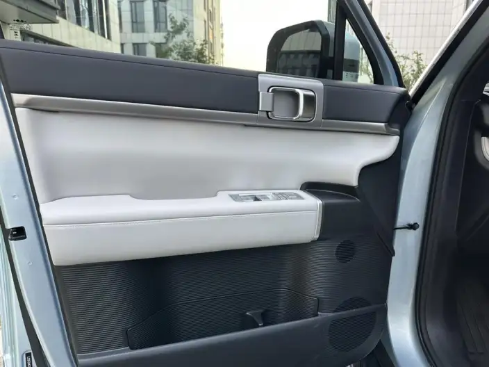 Titan 7 PHEV 2025 Model 190KM 4WD Ultra Edition – фото 10
