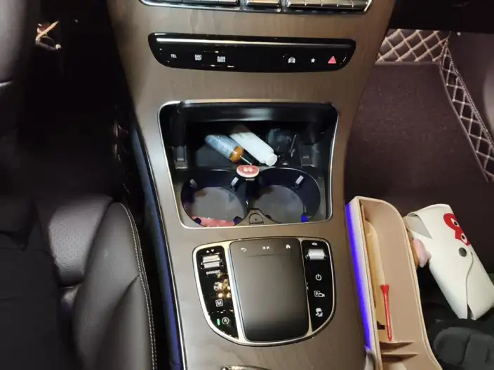 Mercedes-Benz GLC 2022 Model Facelift GLC 300 L 4MATIC Dynamic Model Collector Edition – фото 9
