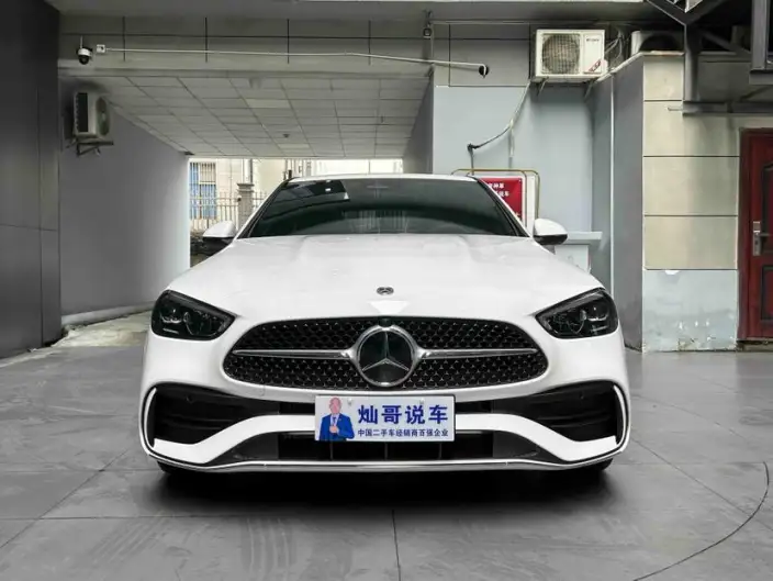 Mercedes-Benz C-Class 2023 Model Facelift C 200 L Sports Edition – фото 2