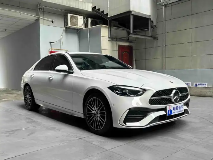 Mercedes-Benz C-Class 2023 Model Facelift C 200 L Sports Edition – фото 3