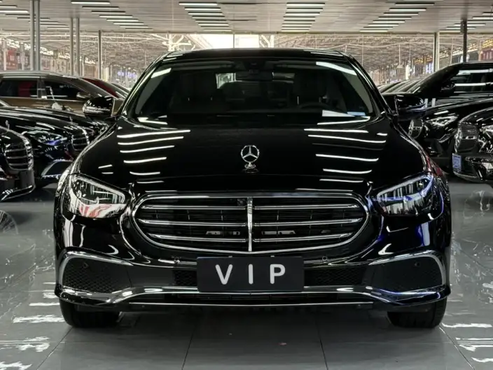 Mercedes-Benz E-Class 2023 Model E 300 L Luxury Model sedan – фото 2