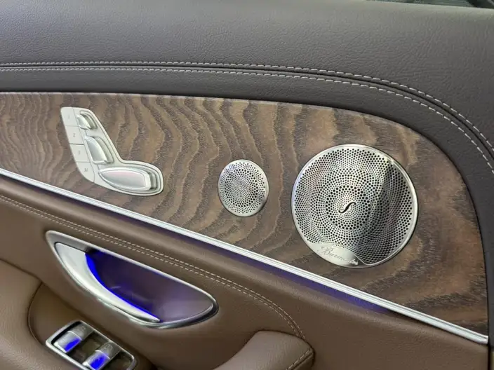 Mercedes-Benz E-Class 2023 Model E 300 L Luxury Model sedan – фото 8