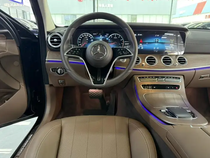 Mercedes-Benz E-Class 2023 Model E 300 L Luxury Model sedan – фото 10