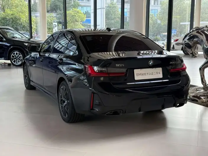 BMW 3 Series 2025 Model 330Li M Sports Night Set – фото 4
