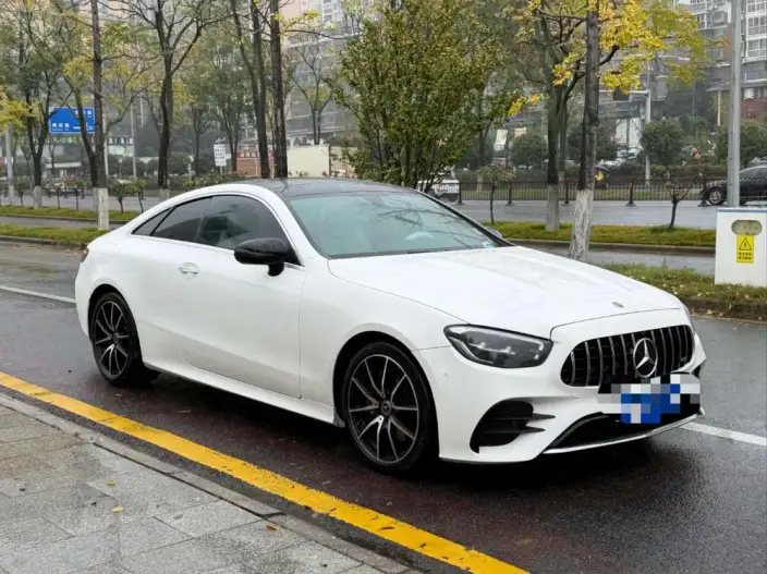 Mercedes-Benz E-Class Imported 2021 Model Facelift E 260 Coupe – фото 3