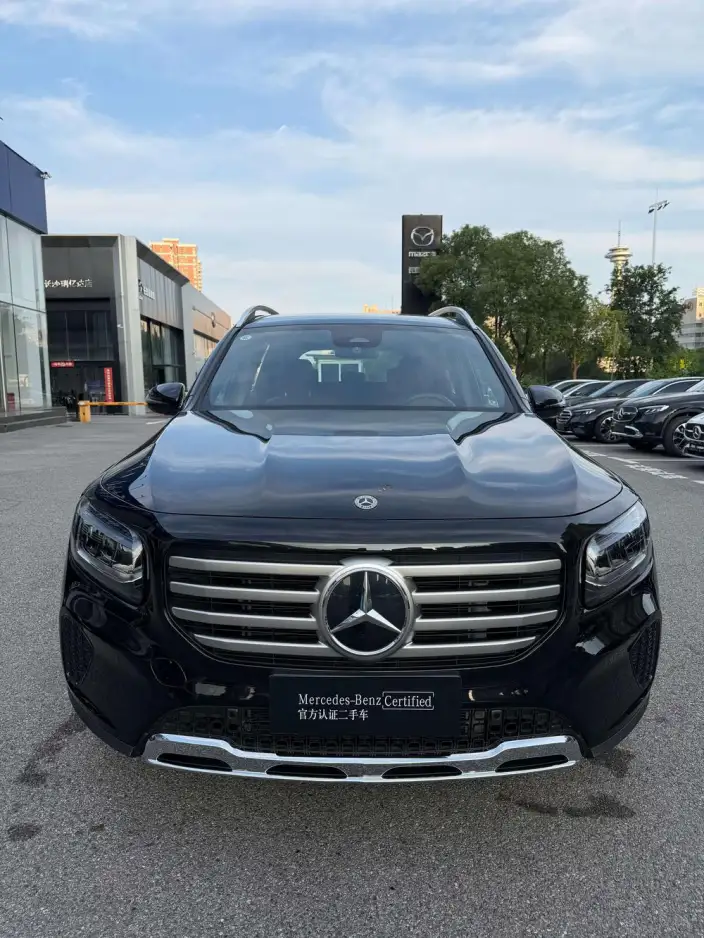 Mercedes-Benz GLB 2025 Model GLB 220 Fashion Model – фото 2