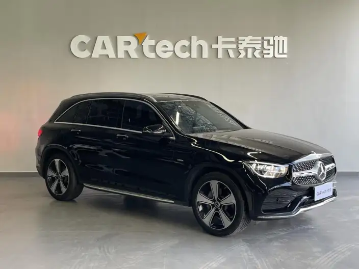 Mercedes-Benz GLC 2022 Model Facelift GLC 300 L 4MATIC Dynamic Model Collector Edition – фото 3