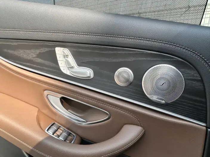 Mercedes-Benz E-Class 2022 Model E 300 L Luxury Model sedan – фото 8