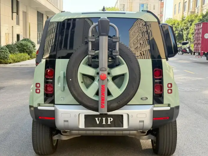 Land Rover Defender 2023 Model Facelift 90 3.0T P400 XS – фото 5