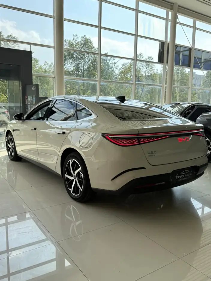 BYD Seal 07DM 2026 Model DM-i 230KM Flagship Model – фото 4