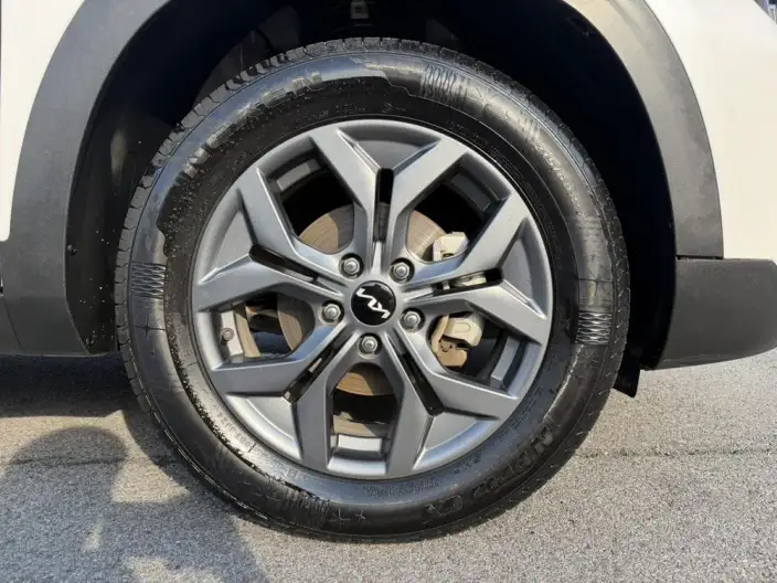 Kia Seltos 2023 Model 1.5L IVT Deluxe Edition – фото 7