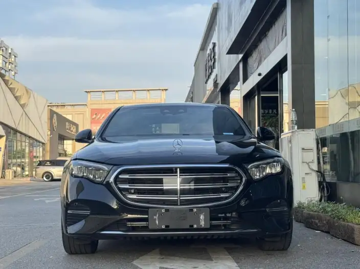 Mercedes-Benz E-Class 2026 Model E 300 L Luxury Model sedan – фото 2