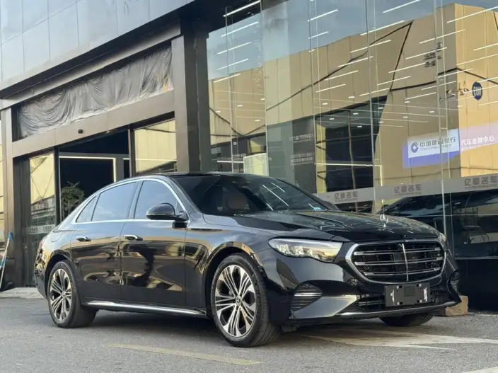 Mercedes-Benz E-Class 2026 Model E 300 L Luxury Model sedan – фото 3