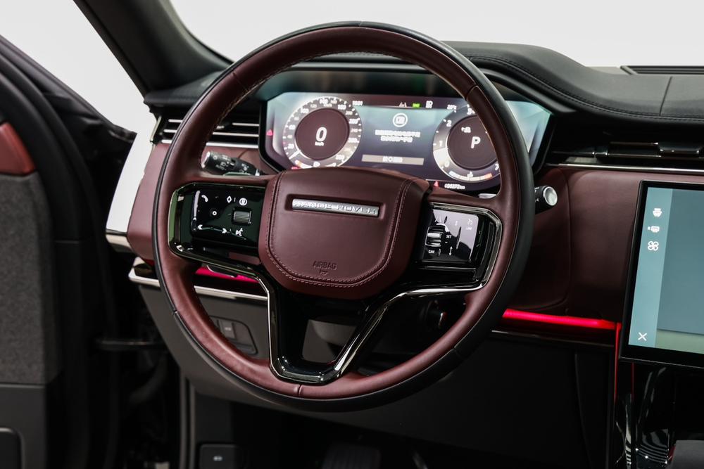 Range Rover Sport 2024 модификация 400PS DYNAMIC SE – фото 18