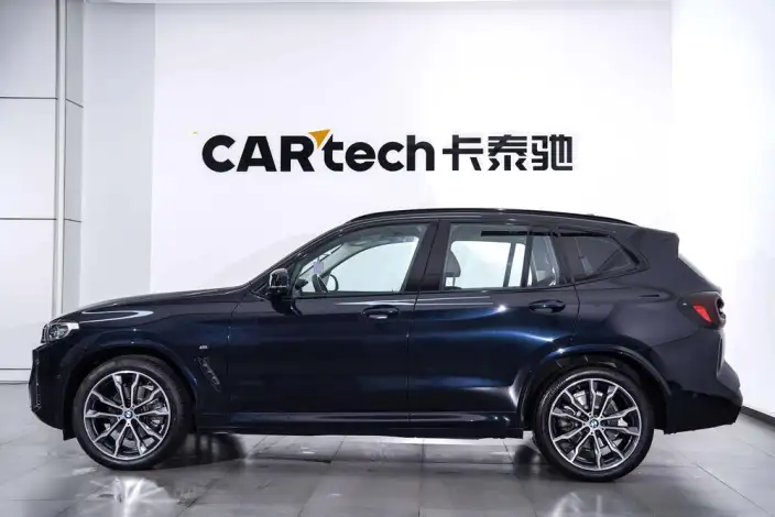 BMW X3 2023 Model xDrive30i Leading Model M Night Set – фото 3