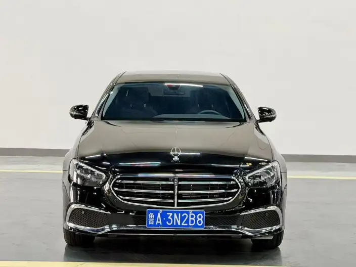 Mercedes-Benz E-Class 2023 Model E 300 L Fashion Model sedan – фото 2