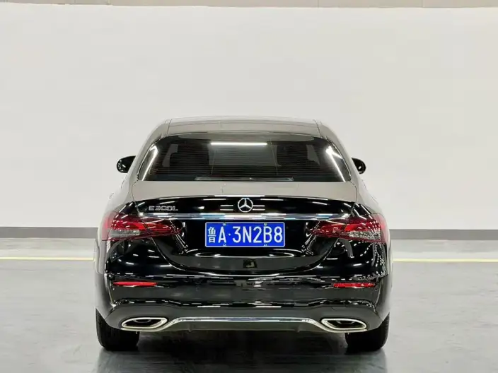 Mercedes-Benz E-Class 2023 Model E 300 L Fashion Model sedan – фото 4