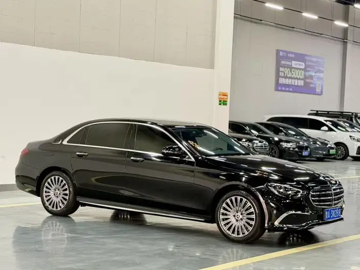 Mercedes-Benz E-Class 2023 Model E 300 L Fashion Model sedan – фото 6