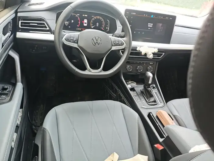Volkswagen Lavida 2024 Model 1.5L Automatic Starry Sky Five Million Edition – фото 5