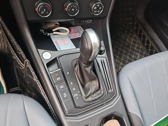 Volkswagen Lavida 2024 Model 1.5L Automatic Starry Sky Five Million Edition – фото 9