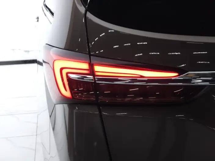 Buick GL8 2023 Model Business class 2.0T Luxury Model – фото 8