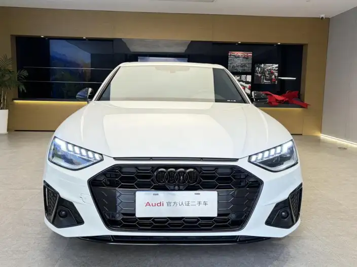Audi A4 L 2023 Model 40 TFSI Luxury Dynamic Model – фото 2