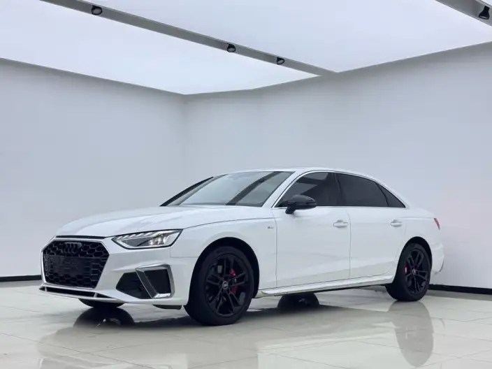 Audi A4 L 2023 Model 40 TFSI Fashion Dynamic Model – фото 1