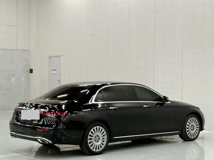 Mercedes-Benz E-Class 2022 Model Facelift II E 300 L Luxury Model sedan – фото 5