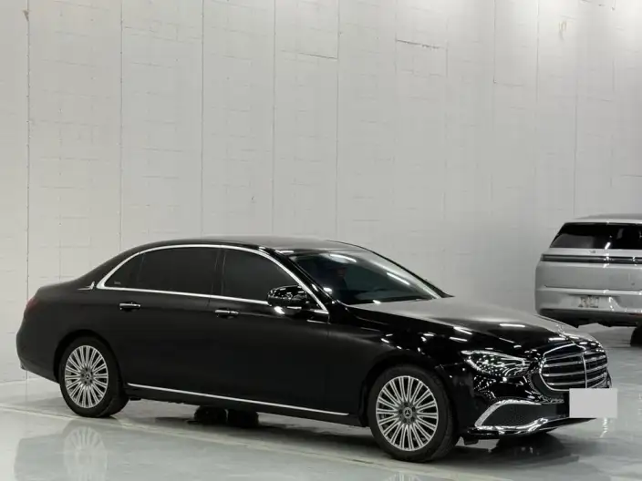 Mercedes-Benz E-Class 2022 Model Facelift II E 300 L Luxury Model sedan – фото 6