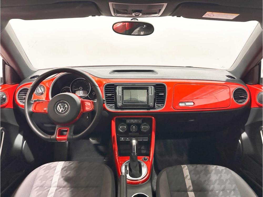 Beetle 2018 модификация 180TSI Le движение Orange Edition – фото 9
