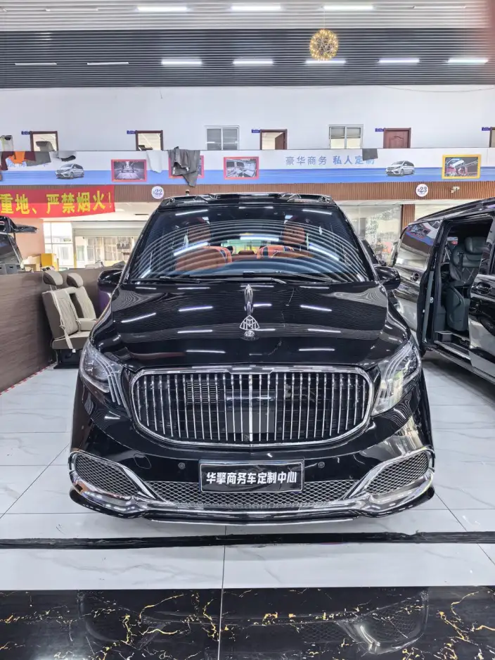 Viano 2023 Model 2.0T Elite Edition 7 seat – фото 2