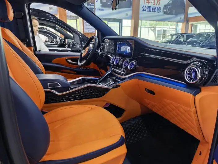Viano 2023 Model 2.0T Elite Edition 7 seat – фото 5