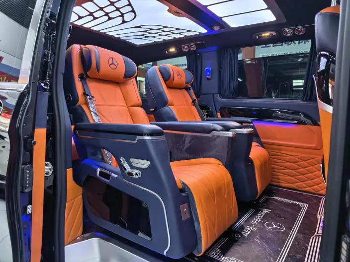 Viano 2023 Model 2.0T Elite Edition 7 seat – фото 6