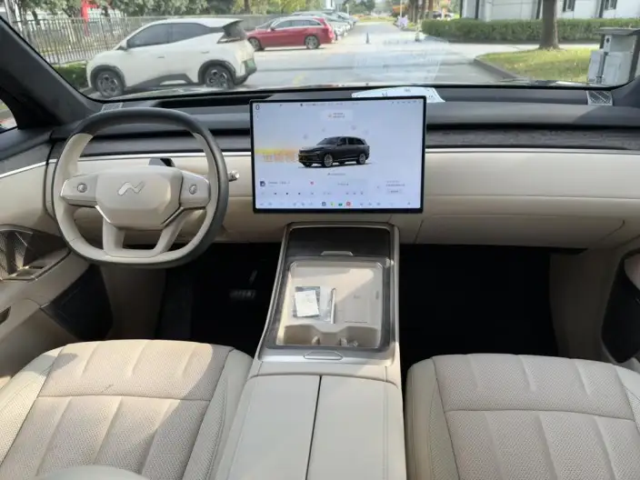 ONVO L90 2025 Model VI seat Edition Ultra – фото 9