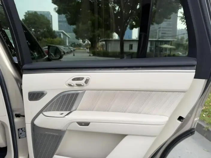 ONVO L90 2025 Model VI seat Edition Ultra – фото 10