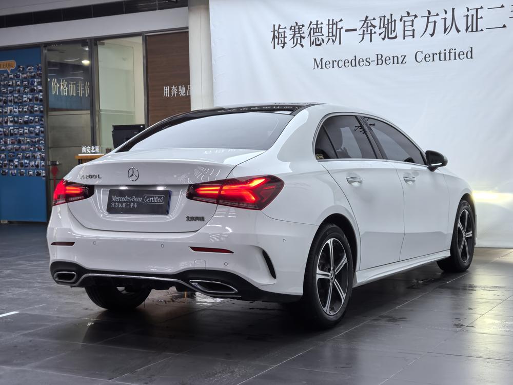 Mercedes-Benz A-Class 2022 A 200 L Sport Sedan Style – фото 5