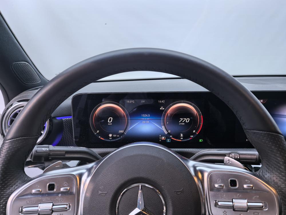 Mercedes-Benz A-Class 2022 A 200 L Sport Sedan Style – фото 13