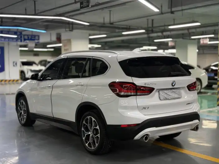 BMW X1 2022 Model sDrive25Li Leading Model – фото 4