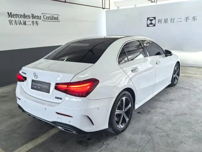 Mercedes-Benz A-class 2023 Model A 200 L Sports sedan Fashion Edition – фото 5