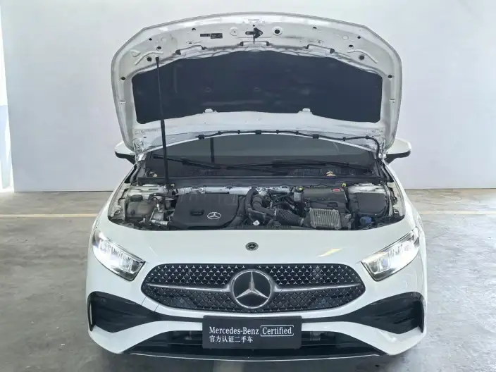 Mercedes-Benz A-class 2023 Model A 200 L Sports sedan Fashion Edition – фото 8