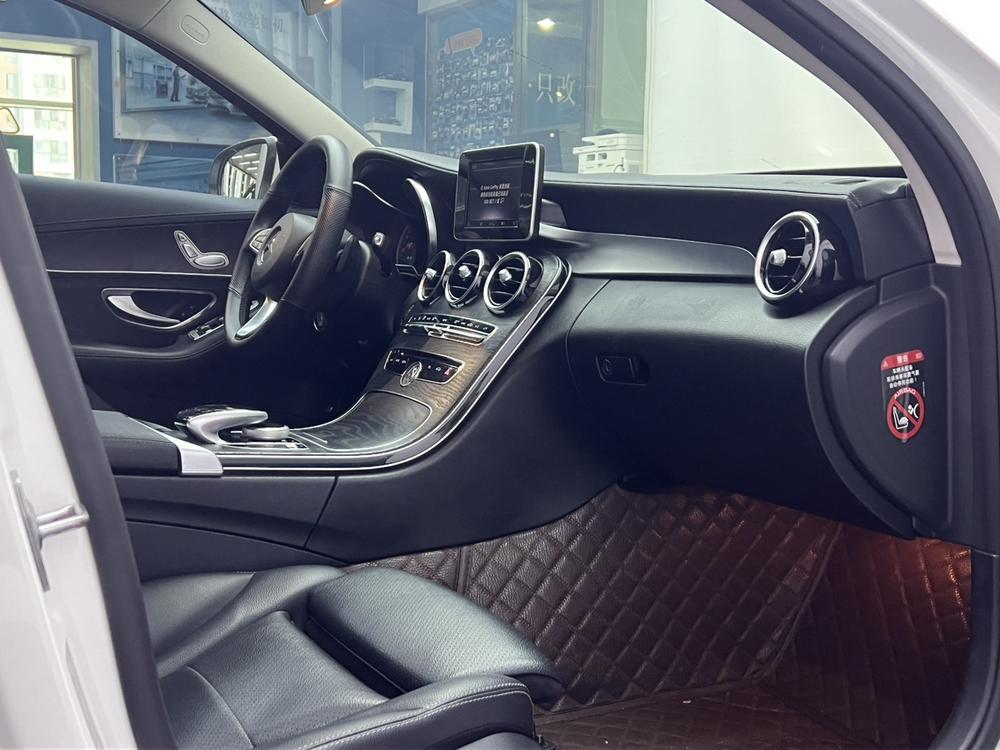 Mercedes-Benz C-Class 2018 модификация C 180 L Fashion Sports Edition – фото 12