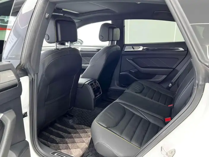 Volkswagen CC 2021 Model 380TSI Dazzling Edition – фото 9