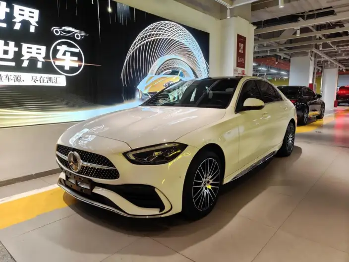 Mercedes-Benz C-Class 2024 Model C 260 L Sports Edition – фото 1