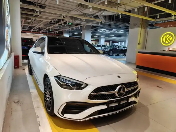 Mercedes-Benz C-Class 2024 Model C 260 L Sports Edition – фото 3