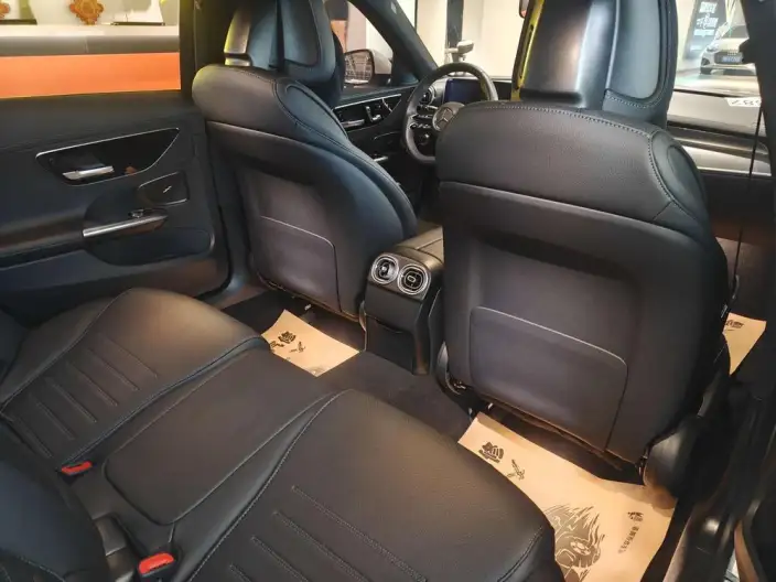 Mercedes-Benz C-Class 2024 Model C 260 L Sports Edition – фото 6