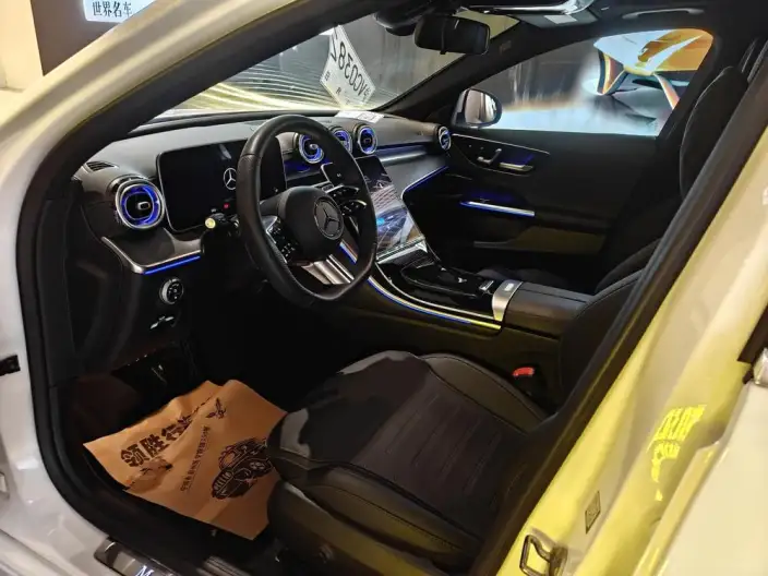 Mercedes-Benz C-Class 2024 Model C 260 L Sports Edition – фото 9