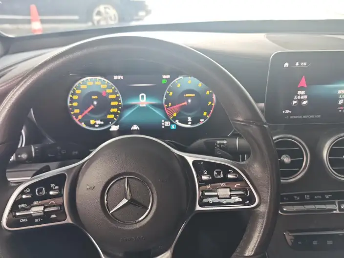 Mercedes-Benz GLC 2022 Model GLC 300 L 4MATIC Dynamic Model – фото 10