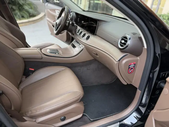 Mercedes-Benz E-Class 2023 Model E 300 L Luxury Model sedan – фото 7
