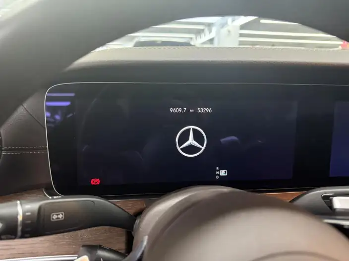 Mercedes-Benz E-Class 2023 Model E 300 L Luxury Model sedan – фото 9
