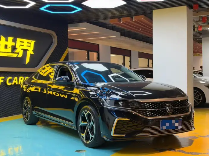 Volkswagen Passat 2023 Model 330TSI Starry sky Elite Edition – фото 3